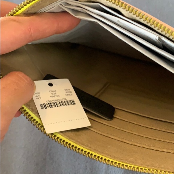 NWT J.Crew Large Fruit Zipper Pouch - Picture 4 of 5